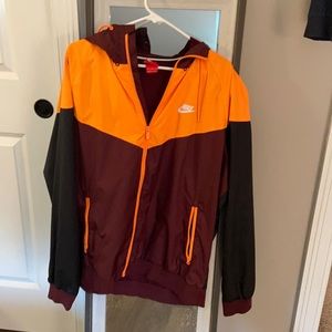 Men’s Nike wind breaker
